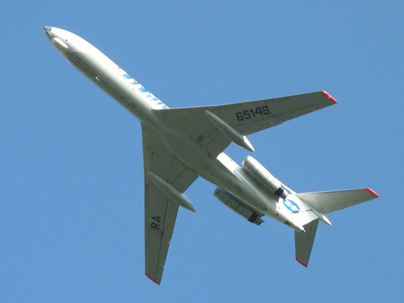 Tu-134 RA-65148 UTAir .jpg