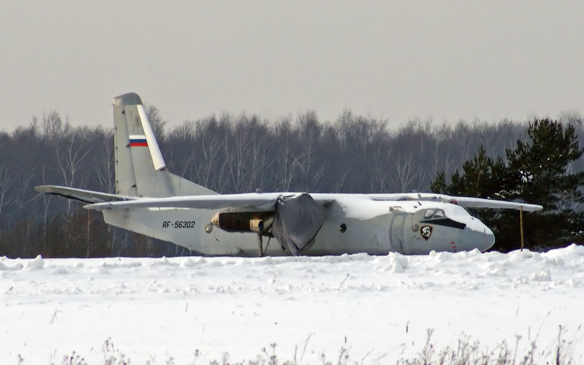 RF-56302 An-26 MVD RF.jpg