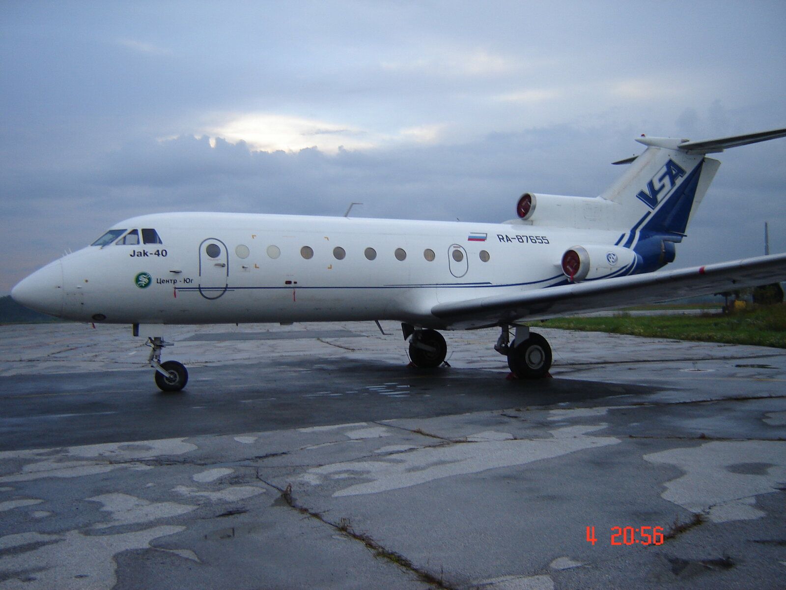 Як-40 2.JPG